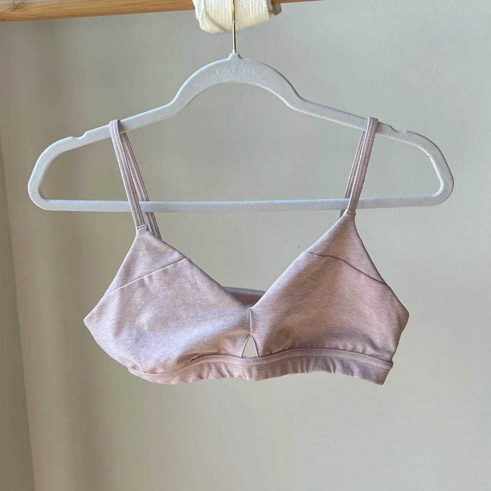 Alo yoga alosoft bra in pink heather
